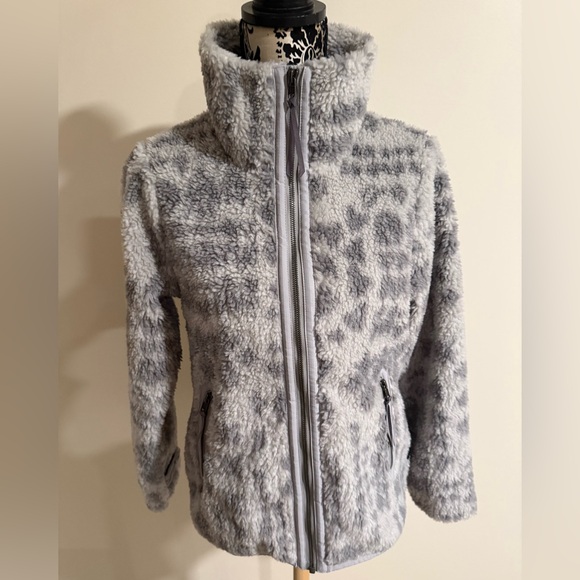 Patagonia Divided Sky Jacket - Picture 3 of 7